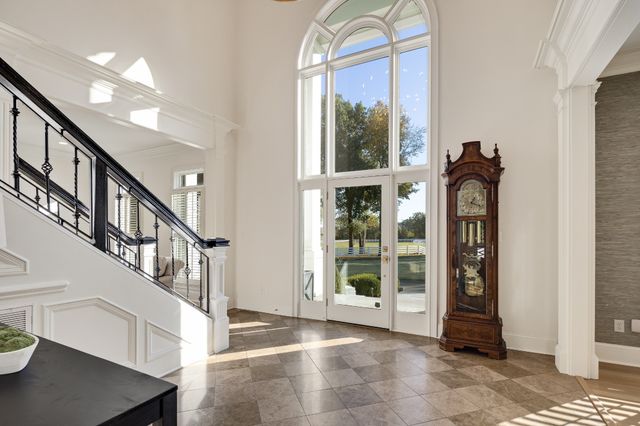 135 Windy City Rd, Jackson, TN 38305