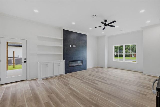 1808 Charles Drive, Lake Charles, LA 70605