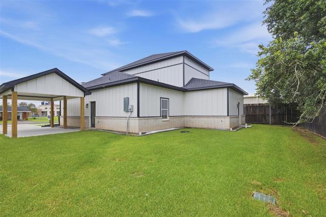 1808 Charles Drive, Lake Charles, LA 70605