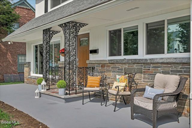 246 Lenox Avenue, Albany, NY 12208