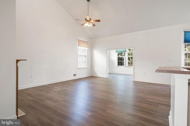 150 MIRAGE BLVD, Barnegat, NJ 08005