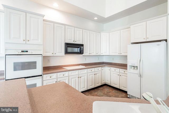 150 MIRAGE BLVD, Barnegat, NJ 08005