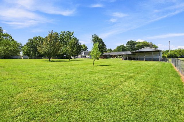 226 N Hampton Avenue, Republic, MO 65738