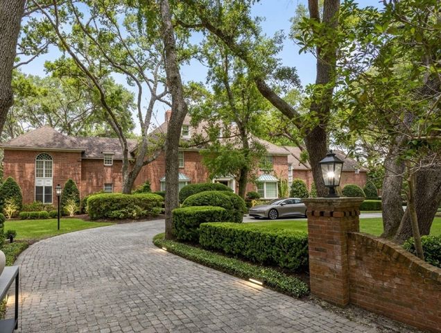 2124 LAURENCE DRIVE, Clearwater, FL 33764