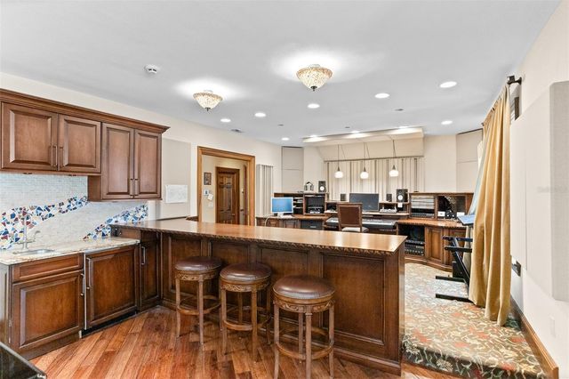 2124 LAURENCE DRIVE, Clearwater, FL 33764