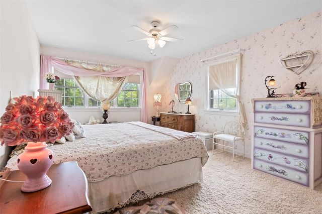 2124 LAURENCE DRIVE, Clearwater, FL 33764