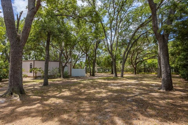 2124 LAURENCE DRIVE, Clearwater, FL 33764