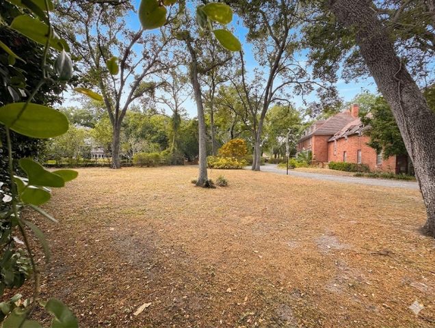 2124 LAURENCE DRIVE, Clearwater, FL 33764