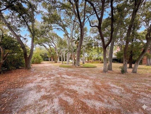 2124 LAURENCE DRIVE, Clearwater, FL 33764