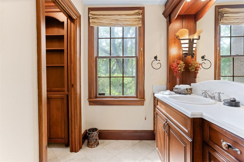 Image 12 of property listing at 2124 LAURENCE DRIVE, Clearwater, FL 33764