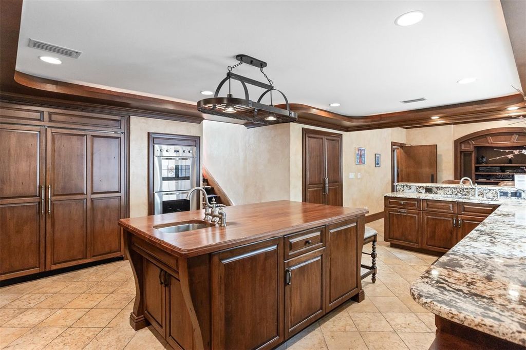 Image 26 of property listing at 2124 LAURENCE DRIVE, Clearwater, FL 33764