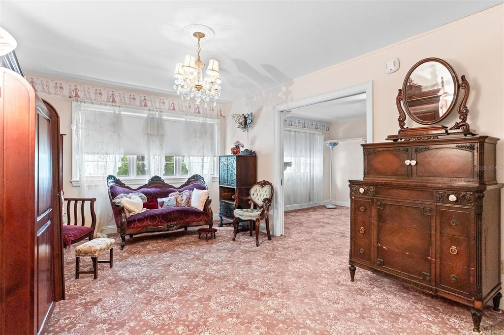 Image 61 of property listing at 2124 LAURENCE DRIVE, Clearwater, FL 33764