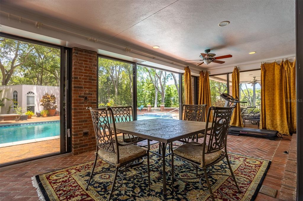 Image 72 of property listing at 2124 LAURENCE DRIVE, Clearwater, FL 33764