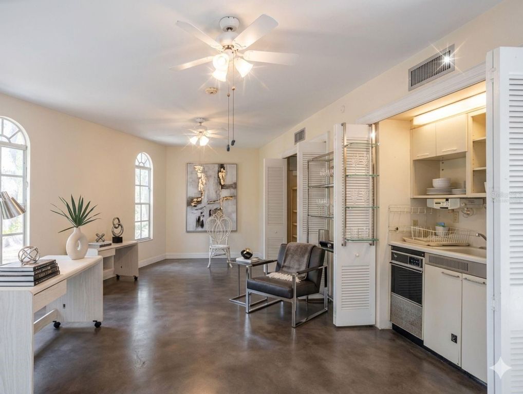 Image 80 of property listing at 2124 LAURENCE DRIVE, Clearwater, FL 33764