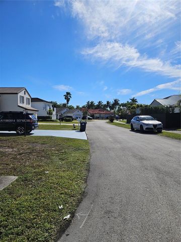 7301 SW 159th Ave 1, Miami, FL 33193