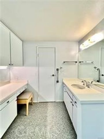 2530 Thayer Court, Riverside, CA 92507