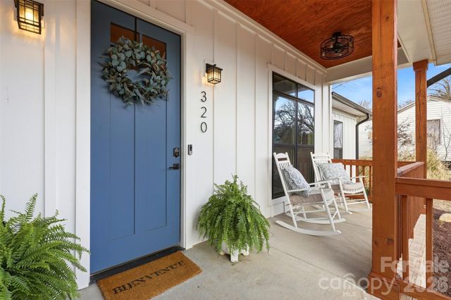320 Elm Street, Belmont, NC 28012