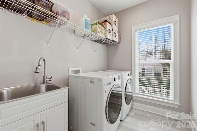 320 Elm Street, Belmont, NC 28012