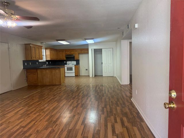600 & 602 Cedar Street, Bonham, TX 75418