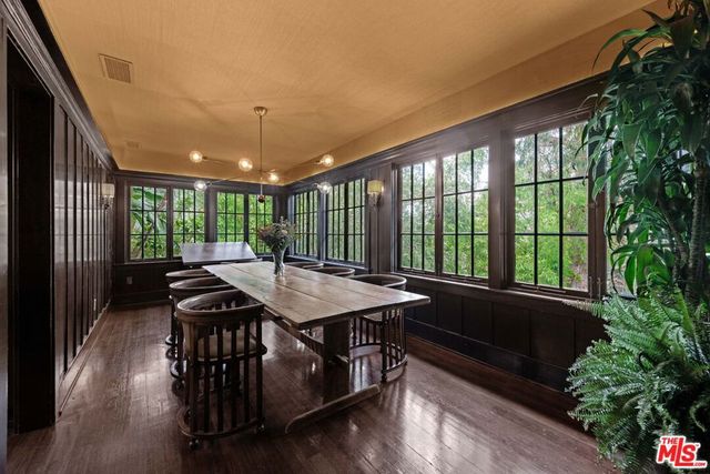 1922 N Sycamore Avenue, Los Angeles, CA 90068