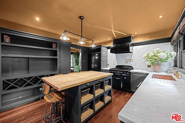 1922 N Sycamore Avenue, Los Angeles, CA 90068