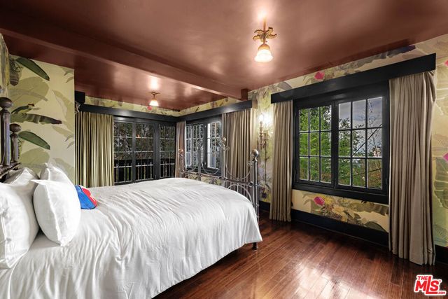 1922 N Sycamore Avenue, Los Angeles, CA 90068