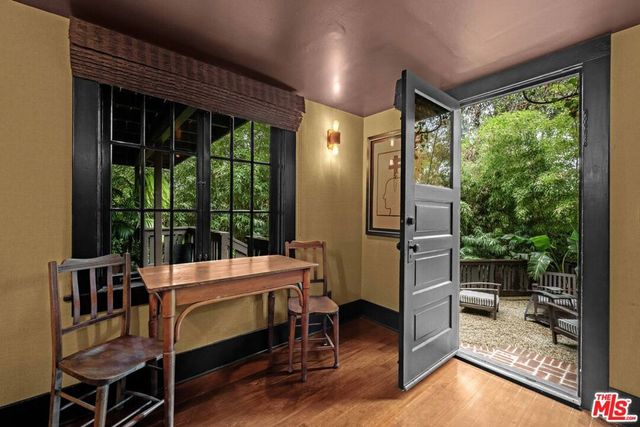 1922 N Sycamore Avenue, Los Angeles, CA 90068