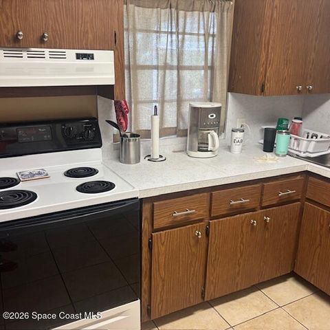 108 E Avenue D E, Melbourne, FL 32901