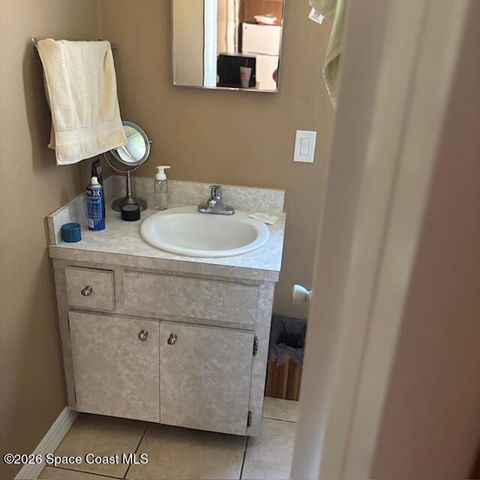 108 E Avenue D E, Melbourne, FL 32901