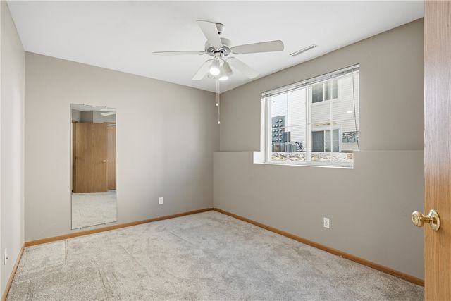 6410 Creekside Drive NE 2, Cedar Rapids, IA 52402