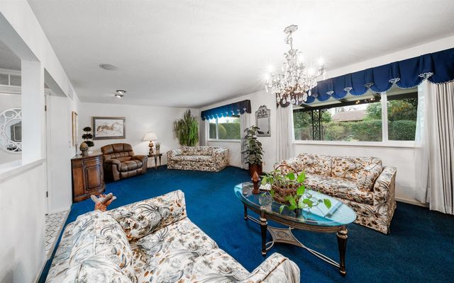 353 W Ellery Way, Fresno, CA 93704