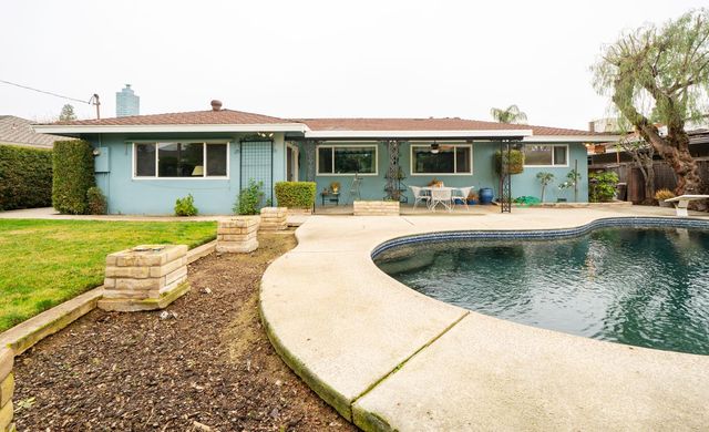 353 W Ellery Way, Fresno, CA 93704