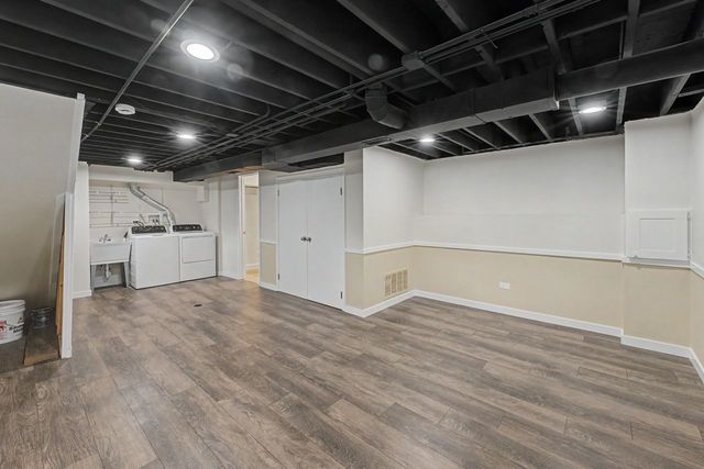 218 N Louis Street, Mount Prospect, IL 60056