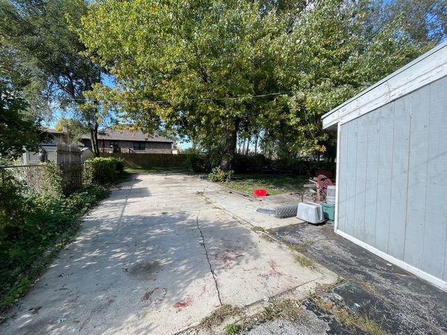 9940 Melvina Avenue, Oak Lawn, IL 60453