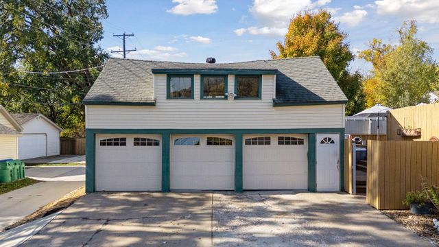 6017 Oxford Street, Saint Louis Park, MN 55416