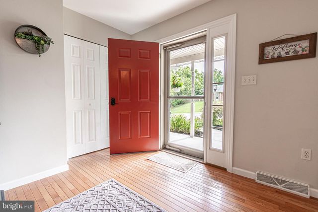 255 HEDGEWICK LN, Wrightsville, PA 17368