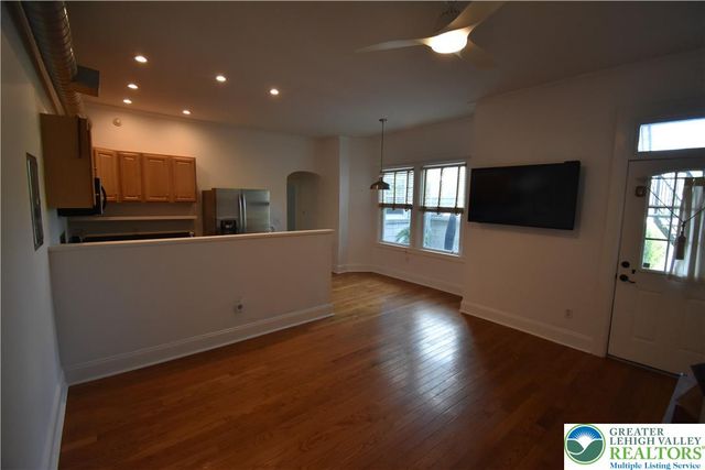 217 Spring Garden Street 101, Easton, PA 18042