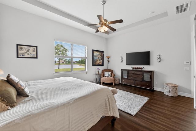941 SW Sea Green Street, Palm City, FL 34990