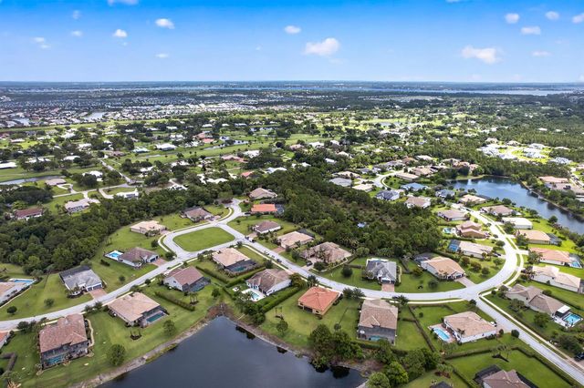 941 SW Sea Green Street, Palm City, FL 34990