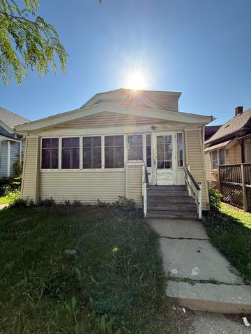3843 N 28th STREET, Milwaukee, WI 53216