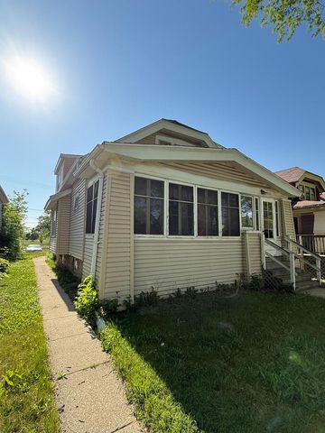 3843 N 28th STREET, Milwaukee, WI 53216