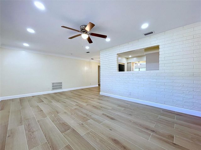 9813 51ST AVENUE N, St Petersburg, FL 33708