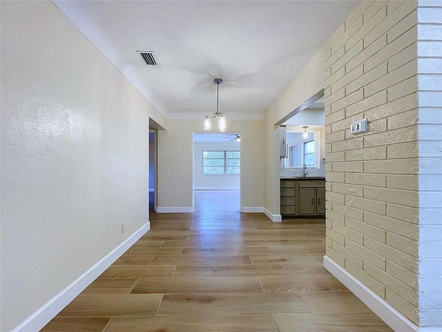 9813 51ST AVENUE N, St Petersburg, FL 33708