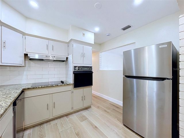 9813 51ST AVENUE N, St Petersburg, FL 33708