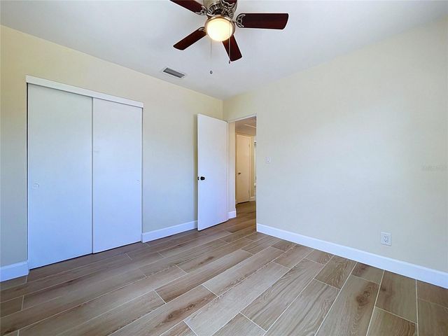 9813 51ST AVENUE N, St Petersburg, FL 33708