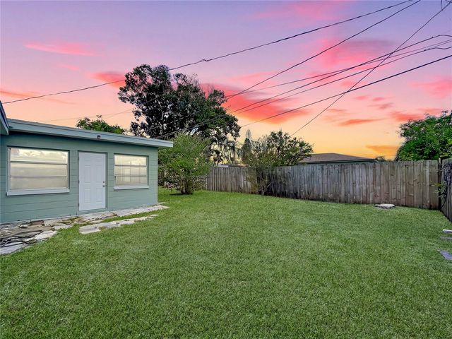 9813 51ST AVENUE N, St Petersburg, FL 33708