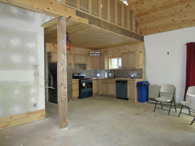 26 Summit Lane Lane, Jay, NY 12941