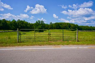 6 Barlow Rd, Rock Island, TN 38581