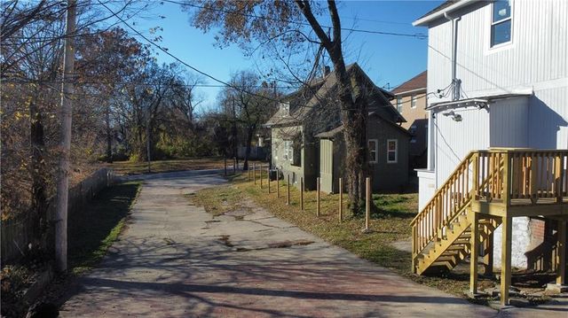 1047 Quindaro Boulevard, Kansas City, KS 66104