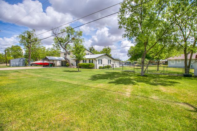 2590 Sleepy Hollow Road, San Angelo, TX 76904